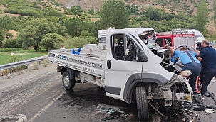 Bitlis'te trafik kazası: 2 ölü 3 yaralı