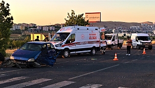 Elazığ'da trafik kazası: 9 kişi yaralandı