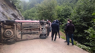 Kürtün'de trafik kazası: 2 yaralı 