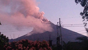 Guatemala'daki Fuego Yanardağı faaliyete geçti 