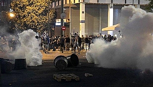 Selanik'te polis ve protestocular çatıştı