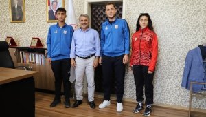 Malatya'daki kriket sporcularına milli davet