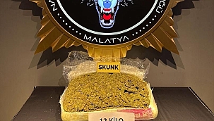 Yolcu otobüsünde 12,5 kilo skunk ele geçirildi 