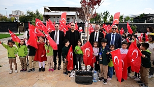 Minikler, ektikleri 100 tohumla geleceğe nefes oldular 