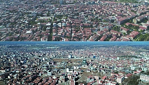 Malatya'da deprem öncesi ve sonrası çekilen görüntüler yıkımın boyutunu gözler önüne serdi 