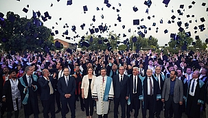 Malatya Turgut Özal Üniversitesi'nde mezuniyet heyecanı 