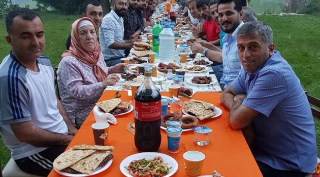 Evkur Yeni Malatyaspor'da kulüp çalışanlarına iftar