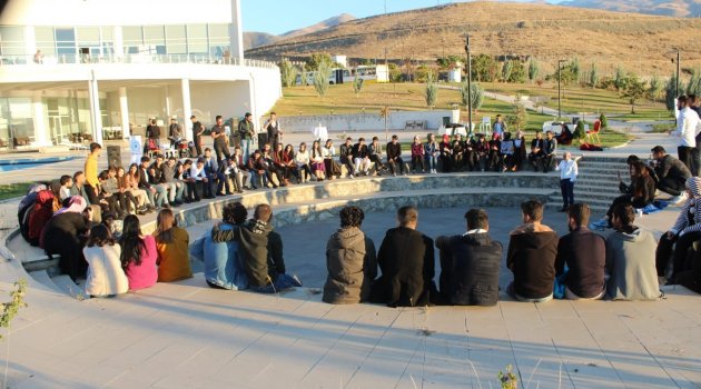 Gençlik ve Eğitim Derneği tarafından tanışma partisi düzenlendi