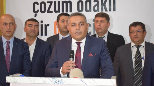 Sadıkoğlu seçim ofisini açtı